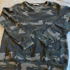 Womens camo all cotton sweatshirt